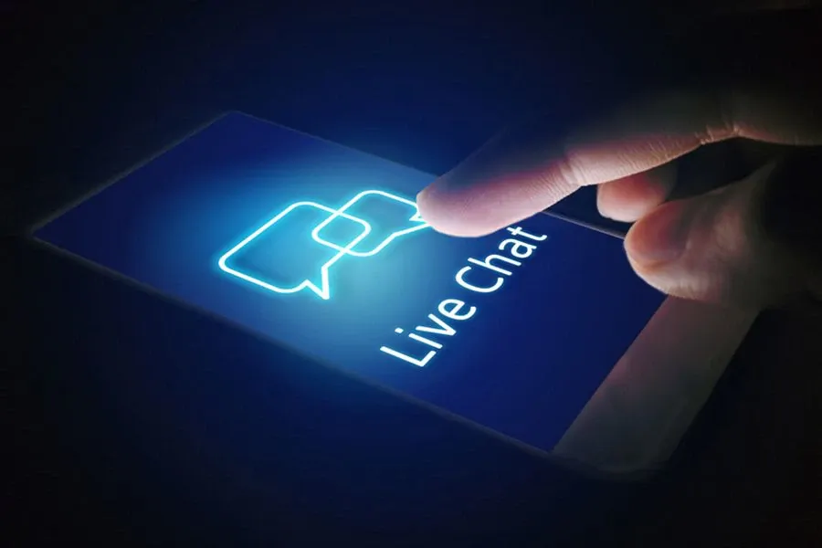 Con Customer Chat si avrannno sul sito web tutte le funzionalità dell’app di messaggistica istantaneale e le aziende potranno interagire con i propri utenti.