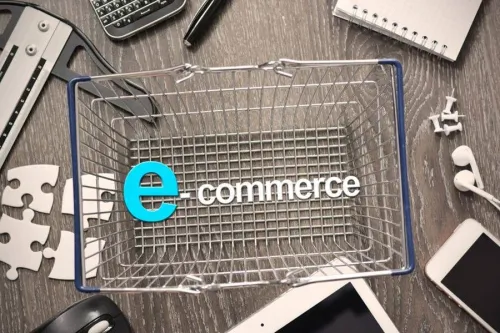 E-commerce: un italiano su due fa acquisti in orario d'ufficio
