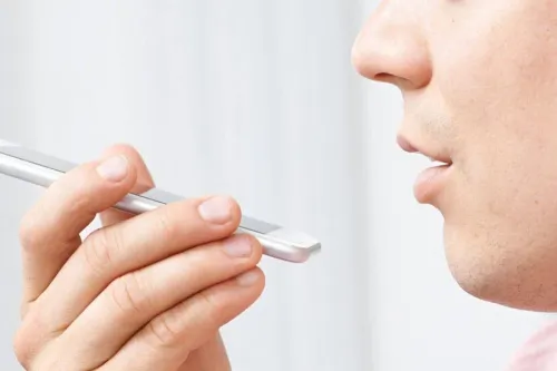 Come la voice search sta cambiando le ricerche