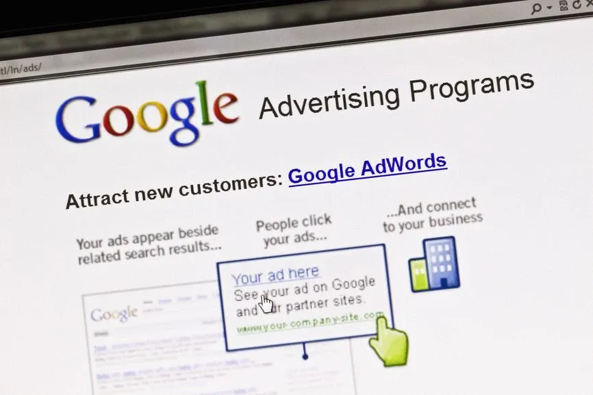 Google AdWords prevede due metodi di pubblicazione degli annunci da scegliere in base al budget giornaliero delle campagne.