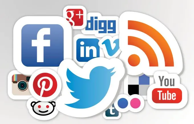 La condivisione delle immagini, sui social network, permette di costruire una comunicazione vincente per le aziende.