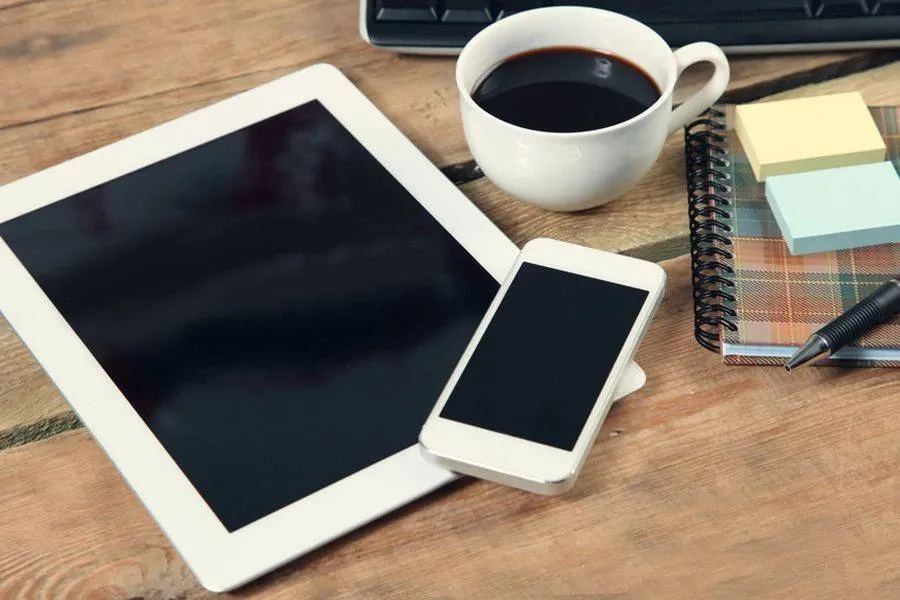 Vediamo come ottenere uno screenshot su computer Mac e sui dispositivi Ipad e Iphone.